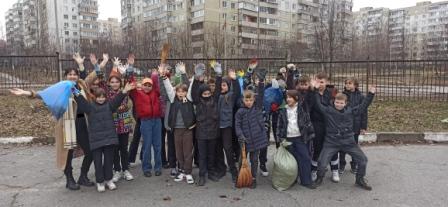 «Чистый школьный двор».